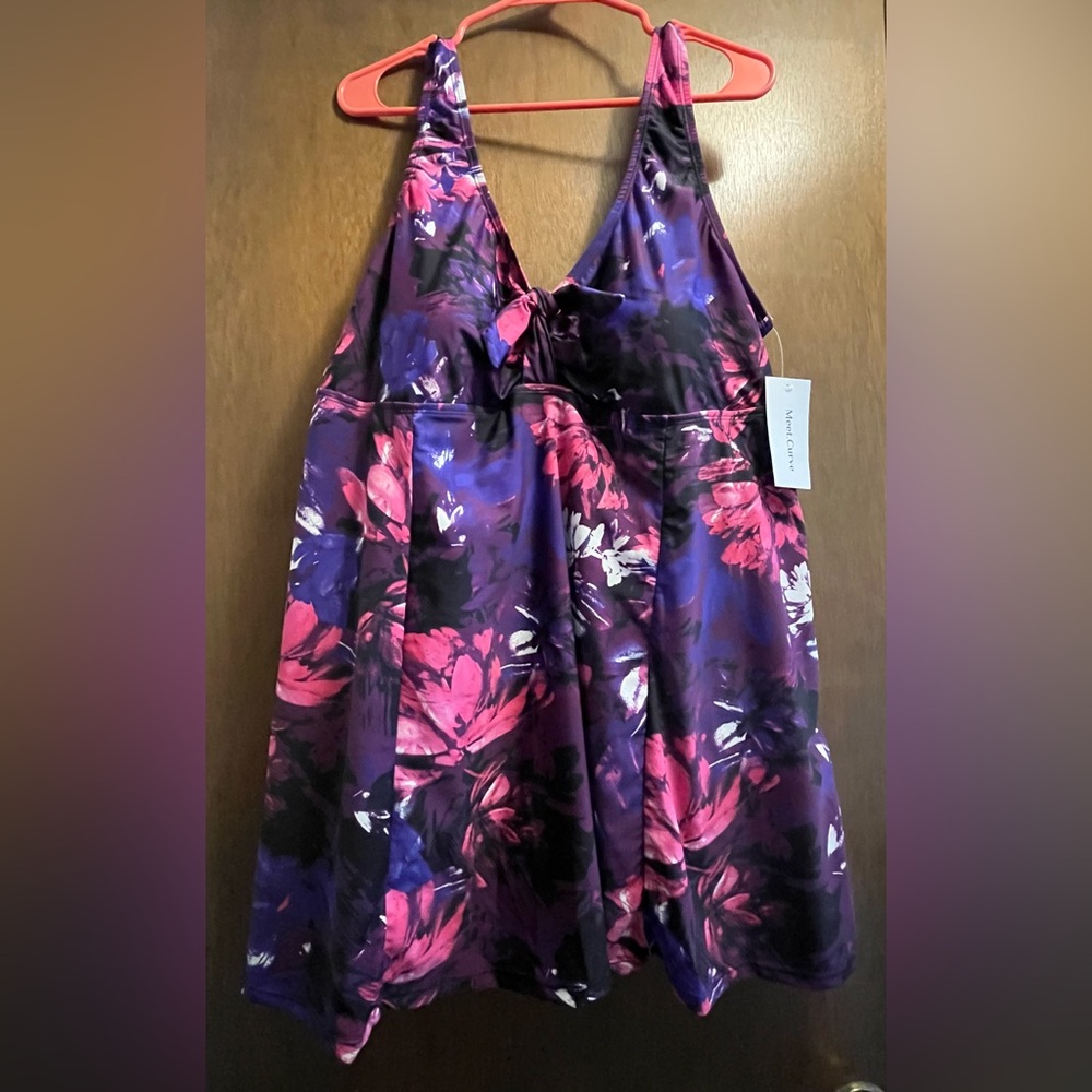 MEET CURVE Women’s Tropical Floral V-Neck Swim Dress, NWT, 4XL, One piece